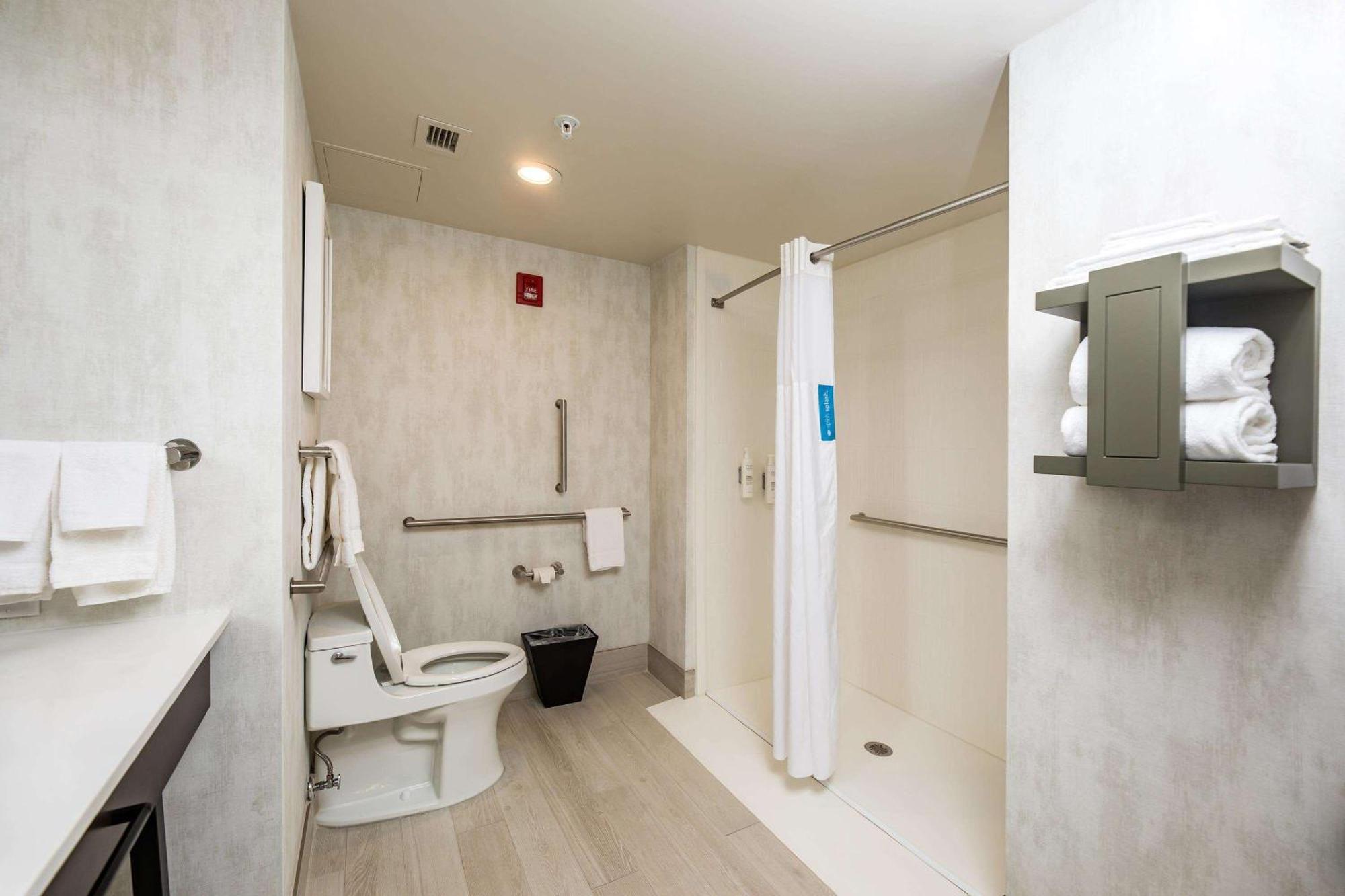 Hampton Inn & Suites Dobson Экстерьер фото